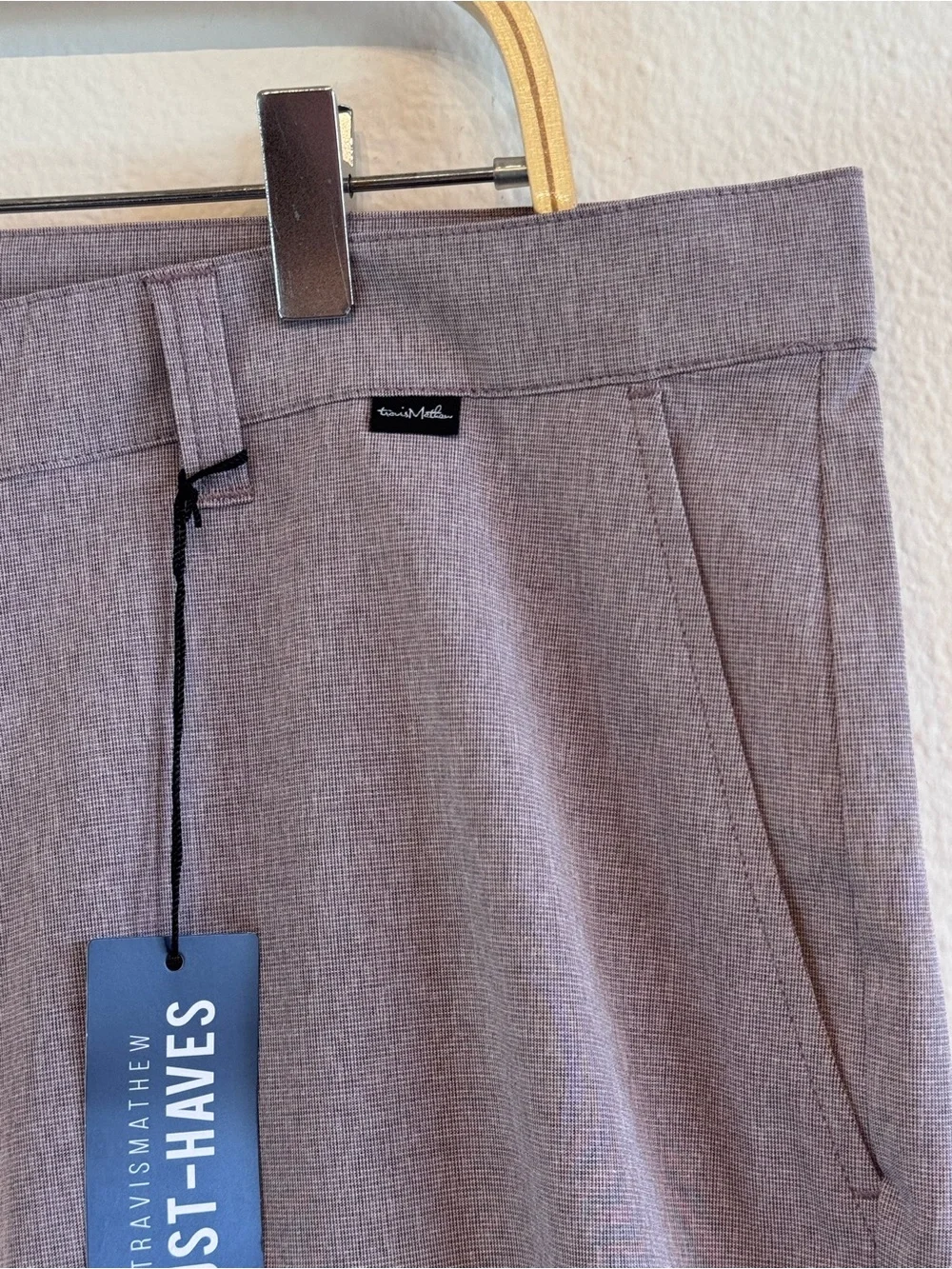 Travis Mathew Beck Shorts Mens 36 x 10” Inseam